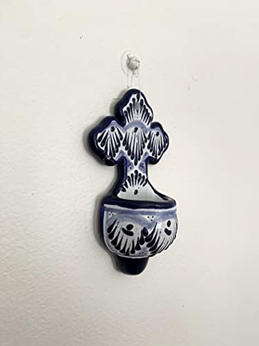 Керамични кръщелен шрифт Светена вода с Кръст - Синьо-Бяло Монтиране на мексиканското украса -Ръчно изработени и ръчно рисувани в Мексико - Fuente de Agua bendita Azul y Blanca