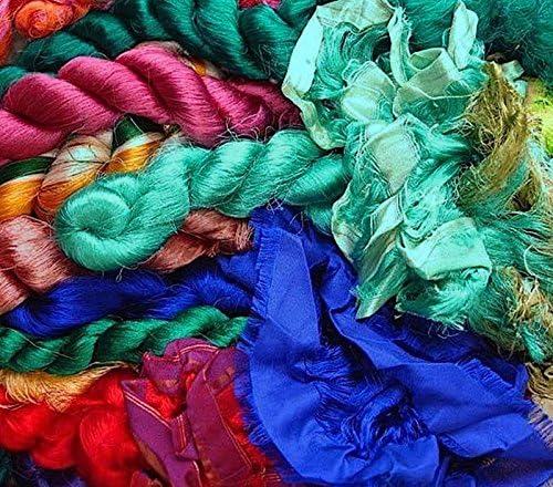 ValueVintage Colorful Silk Thrums, Sari Yarn Strip Bags Конопляная прежда - 500 грама (17,5 грама)