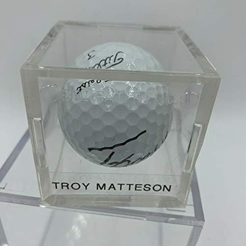 Троя Маттесон подписа на топка за голф с автограф на PGA с JSA COA