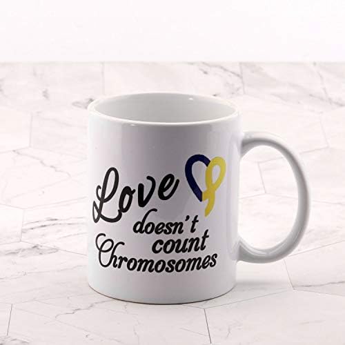 CENWA Down Syndrome Awareness Present Синдром на Даун Лентата на Любовта не смята Хромозома Чаша (Любовта не е чаша)