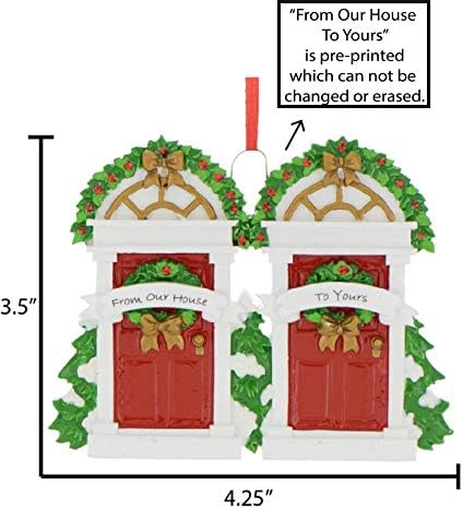 Персонални нашата врата към Вашата Коледна Дървото Украшение 2021 - Гарнитура Червен Нов Апартамент, Венец 1 - ва Елегантен Фронт Първият сняг Къщата на Следващото Се?