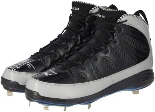 CC Sabathia Ню Йорк Янкис Game-Употребявани автографированные сиво и тъмно сини обувки Йордания с надписGame Used - MLB