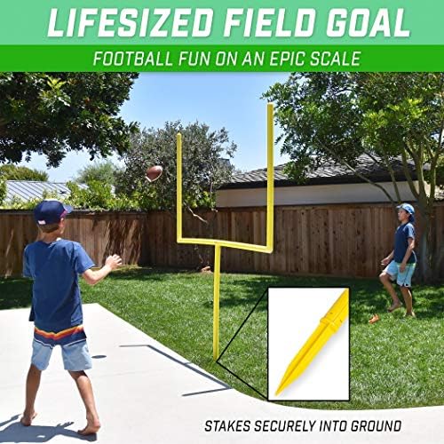 GoSports 8ft PRO Kick Challenge Field Goal Post Set with 4 Footballs and Kicking Tee - Life Sized в задния Двор Field
